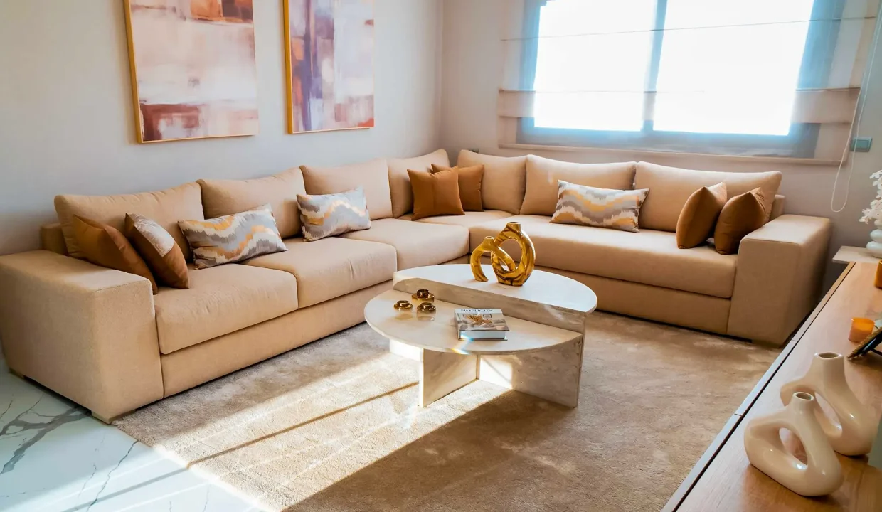 Apartment to sell in tangier, tow a three rooms, located in Golf near to lac Rahrah...
